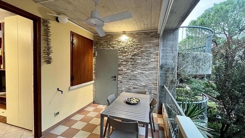 Green Apartment And Pools 代森扎诺-德尔加达 外观 照片